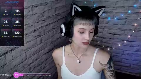 Snapshot of lauren_raquel chatting on September 17, 2025, 2:08 pm Eva online show from September 17, 2025, 2:08 pm