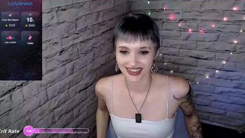 Snapshot of lauren_raquel chatting on September 30, 2025, 7:41 pm Eva online show from September 30, 2025, 7:41 pm