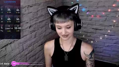 Snapshot of lauren_raquel chatting on October 6, 2025, 5:43 pm Eva online show from October 6, 2025, 5:43 pm