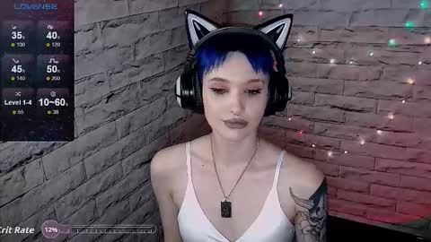 Snapshot of lauren_raquel chatting on November 4, 2025, 1:43 pm Eva online show from November 4, 2025, 1:43 pm