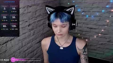 Snapshot of lauren_raquel chatting on November 17, 2025, 2:23 pm Eva online show from November 17, 2025, 2:23 pm