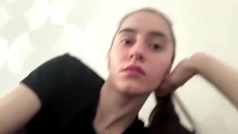 laurenadupuy online show from July 25, 2026, 2:47 pm