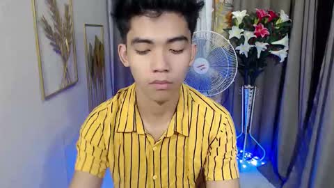 laurence_cuttieguyhere online show from March 24, 2026, 7:41 pm