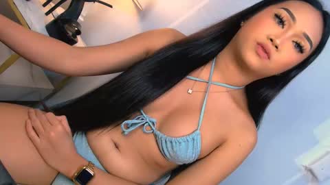 Snapshot of laurenfox16 chatting on November 27, 2025, 6:32 pm chloe3 online show from November 27, 2025, 6:32 pm