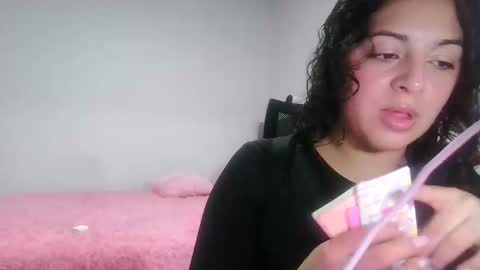 laurenhot94 online show from February 20, 2026, 9:37 pm