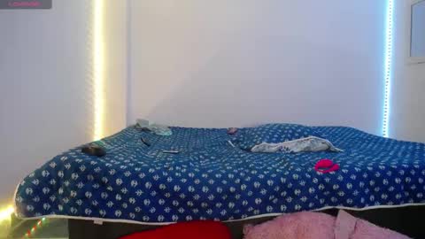 Snapshot of laurenkenner28_ chatting on March 5, 2025, 8:53 pm laurenkenner28_ online show from March 5, 2025, 8:53 pm