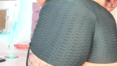 laurenlaine online show from March 20, 2026, 4:56 pm