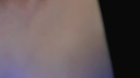 Snapshot of laurensweety_ chatting on November 3, 2025, 10:53 pm Laura online show from November 3, 2025, 10:53 pm