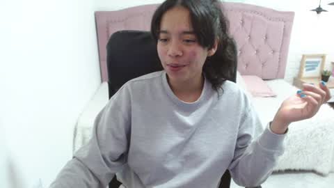 laurent online show from January 18, 2025, 8:09 pm