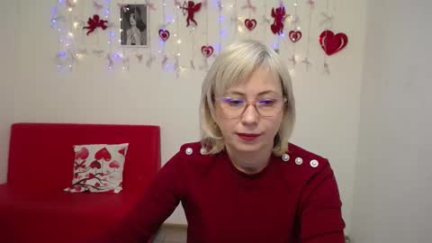 Snapshot of laurenwishy chatting on February 3, 2026, 6:40 am Lauren online show from February 3, 2026, 6:40 am