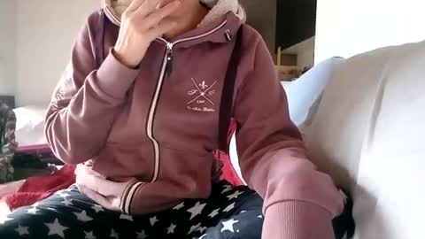 Snapshot of lauriehotxxx chatting on December 9, 2024, 3:33 pm lauriehotxxx online show from December 9, 2024, 3:33 pm