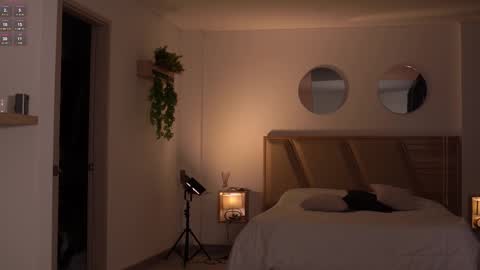 Snapshot of laurita_4 chatting on February 24, 2026, 2:48 pm laurita_4 online show from February 24, 2026, 2:48 pm