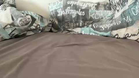 Snapshot of lavabruce00 chatting on January 15, 2025, 12:58 pm lavabruce00 online show from January 15, 2025, 12:58 pm