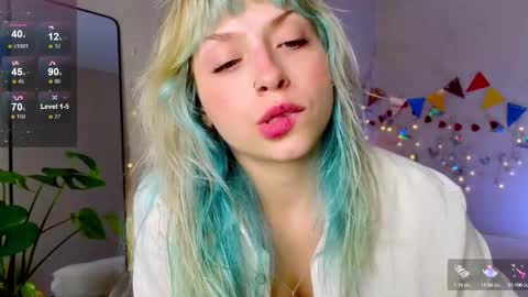 Snapshot of lavenly chatting on October 8, 2025, 2:47 pm Melissa online show from October 8, 2025, 2:47 pm