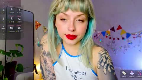 Snapshot of lavenly chatting on October 15, 2025, 1:00 pm Melissa online show from October 15, 2025, 1:00 pm