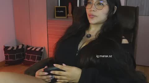 Mara online show from June 7, 2026, 10:35 pm
