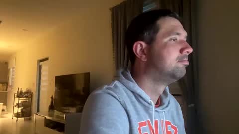 Snapshot of law_cambio chatting on February 9, 2025, 12:08 pm law_cambio online show from February 9, 2025, 12:08 pm