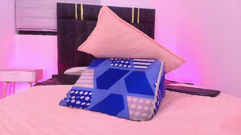 Lay Madison  online show from April 12, 2026, 7:41 pm