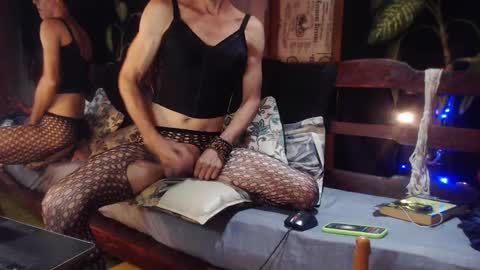 Snapshot of laye19 chatting on October 29, 2025, 2:58 am Laye19 online show from October 29, 2025, 2:58 am