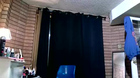 Layla Kills online show from January 10, 2026, 9:22 am