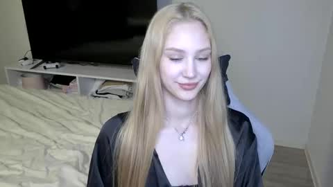 LaylaPretty001 online show from March 27, 2026, 6:30 am