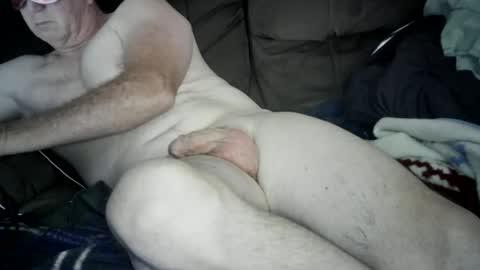 Snapshot of laytonbonner chatting on November 8, 2025, 4:23 am laytonbonner online show from November 8, 2025, 4:23 am