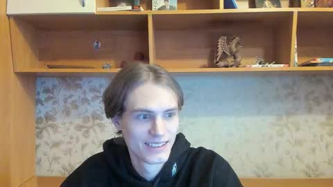 Snapshot of lazaret1k chatting on November 16, 2025, 12:33 pm Vladi online show from November 16, 2025, 12:33 pm