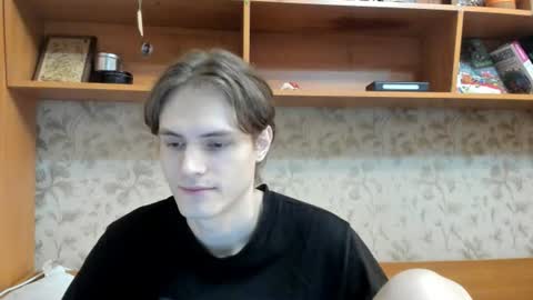 Snapshot of lazaret1k chatting on June 22, 2026, 12:02 pm Vladi online show from June 22, 2026, 12:02 pm