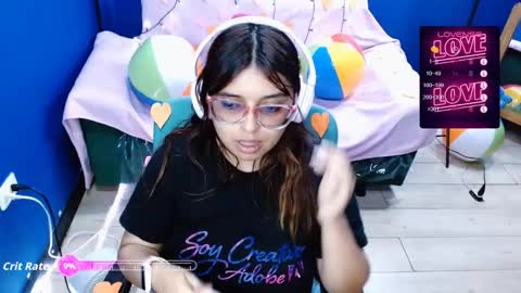 lcherryblossoml online show from September 22, 2025, 11:40 pm