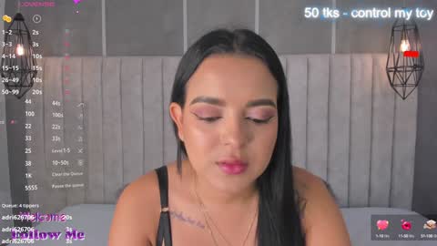 Snapshot of lea_gray chatting on January 29, 2025, 7:43 pm online show from January 29, 2025, 7:43 pm