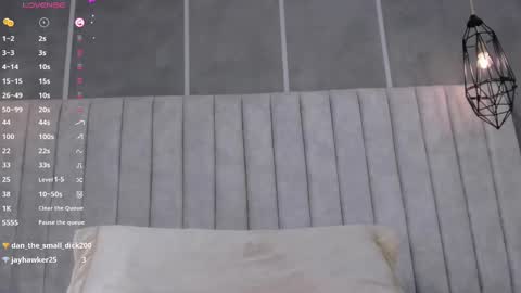 Snapshot of lea_gray chatting on February 10, 2025, 1:03 am online show from February 10, 2025, 1:03 am