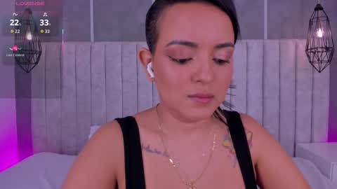 Snapshot of lea_gray chatting on November 4, 2025, 6:29 pm online show from November 4, 2025, 6:29 pm