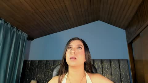 Lea Velle online show from June 2, 2026, 2:57 am