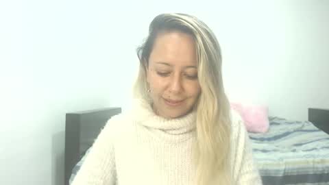 leah_susman online show from November 7, 2025, 2:22 am