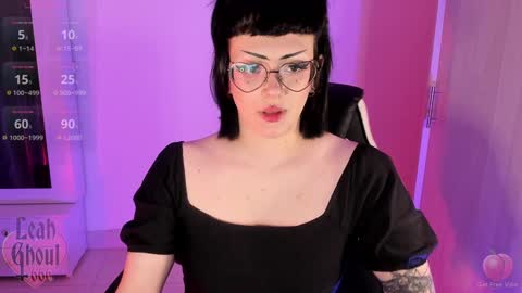 Snapshot of leahghoul666 chatting on January 10, 2025, 4:01 am Leah Independent Model OF leahghoul666 online show from January 10, 2025, 4:01 am