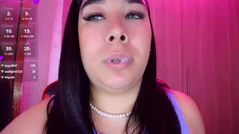 leah online show from December 20, 2025, 2:02 pm