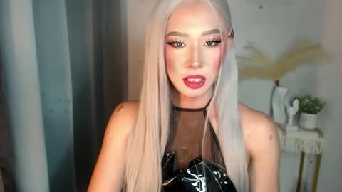 Snapshot of leanashleychatto2 chatting on June 6, 2026, 5:17 pm Miss Candy online show from June 6, 2026, 5:17 pm