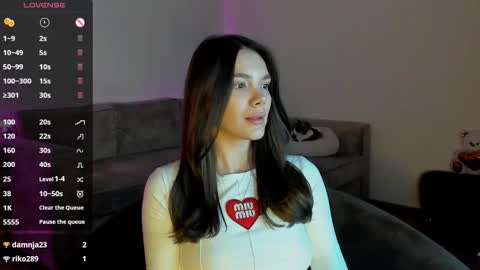 Snapshot of leanawill chatting on October 17, 2025, 8:00 pm Leana online show from October 17, 2025, 8:00 pm