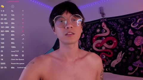 leaneseb online show from January 11, 2025, 12:33 am