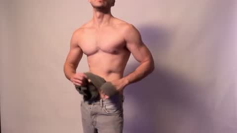 leanfindom8 online show from July 17, 2026, 2:51 am