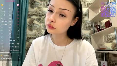 Kiki online show from May 11, 2026, 4:04 pm