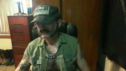 Snapshot of leathergreaser chatting on February 3, 2026, 7:52 pm leathergreaser online show from February 3, 2026, 7:52 pm