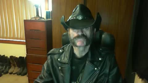 leathergreaser online show from April 3, 2026, 11:14 pm