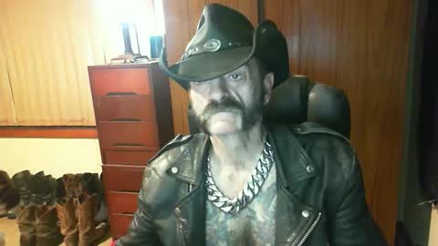 leathergreaser online show from May 18, 2026, 7:36 am