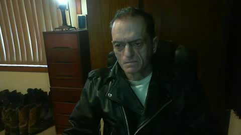 leathergreaser online show from June 17, 2026, 10:21 pm