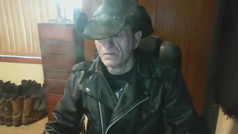 leathergreaser online show from July 4, 2026, 9:54 pm