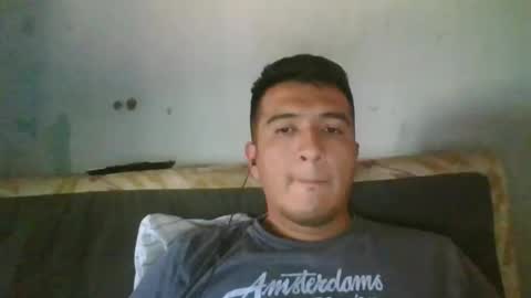 leche_dura122 online show from January 19, 2025, 7:04 pm