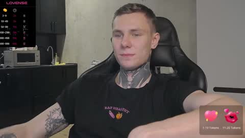 Snapshot of lechery_boy chatting on December 21, 2024, 1:32 pm Lechery boy online show from December 21, 2024, 1:32 pm