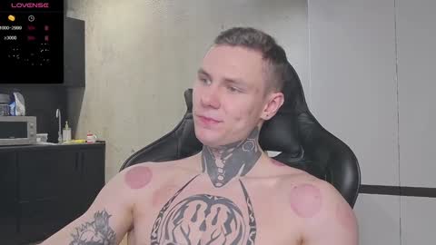 Snapshot of lechery_boy chatting on January 23, 2025, 7:40 pm Lechery boy online show from January 23, 2025, 7:40 pm