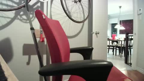 Snapshot of ledoc_ chatting on October 9, 2025, 2:20 am LeDoc online show from October 9, 2025, 2:20 am